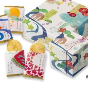 小倉山莊-カルタ百人一首化粧箱(小)(約55袋)